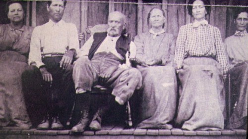 Image ki00024d /King College/Digital Library of Appalachia Batey Collins and his immediate family, circa 1890s. He gave the land for the development of Vardy education; the school and church were built on the land he donated.