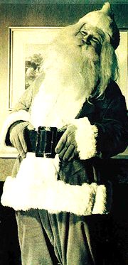 Joe Higgins as Santa Claus